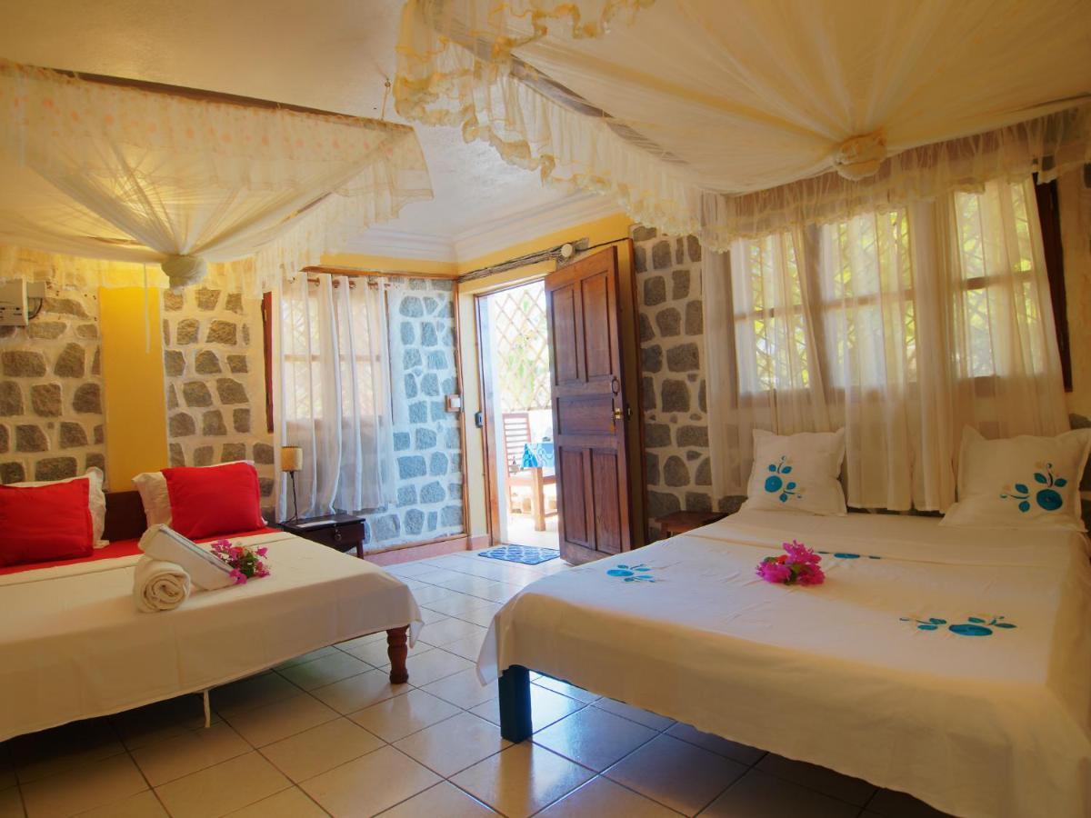 Chambres D'Hotes Beluga نوسي بي المظهر الخارجي الصورة